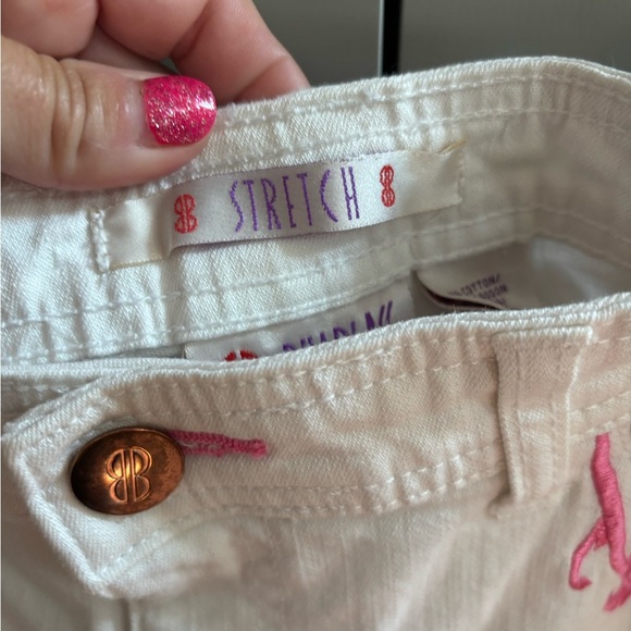 Bill Blass white Capri Pants with Pink Embroidery sz 12 - Picture 3 of 7